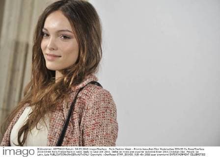 Paris Fashion Week - Promis besuchen Dior Modenschau 205450 De Rosa Starface 2016-03-04 Paris France Fashion week ready to wear AW 2016. Defile de mode pret a porter automne hiver 2016.Christian Dior. People. Le Lann, Lola  Copyright: xDexRosax STAR_205450_018