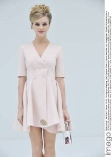 Paris Fashion Week - Promis besuchen Dior Modenschau 205450 De Rosa Starface 2016-03-04 Paris France Fashion week ready to wear AW 2016. Defile de mode pret a porter automne hiver 2016.Christian Dior. People. Evans, Elle  Copyright: xDexRosax STAR_205450_023