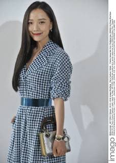 Paris Fashion Week - Promis besuchen Dior Modenschau 205450 De Rosa Starface 2016-03-04 Paris France Fashion week ready to wear AW 2016. Defile de mode pret a porter automne hiver 2016.Christian Dior. People.  Copyright: xDexRosax STAR_205450_029