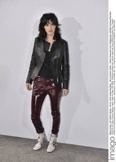 Paris Fashion Week - Promis besuchen Dior Modenschau 205450 De Rosa Starface 2016-03-04 Paris France Fashion week ready to wear AW 2016. Defile de mode pret a porter automne hiver 2016.Christian Dior. People.  Copyright: xDexRosax STAR_205450_091