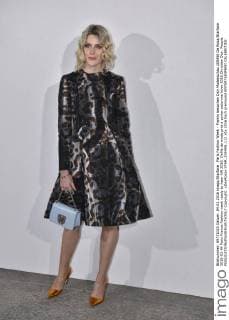 Paris Fashion Week - Promis besuchen Dior Modenschau 205450 De Rosa Starface 2016-03-04 Paris France Fashion week ready to wear AW 2016. Defile de mode pret a porter automne hiver 2016.Christian Dior. People.  Copyright: xDexRosax STAR_205450_112