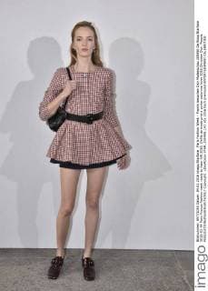 Paris Fashion Week - Promis besuchen Dior Modenschau 205450 De Rosa Starface 2016-03-04 Paris France Fashion week ready to wear AW 2016. Defile de mode pret a porter automne hiver 2016.Christian Dior. People.  Copyright: xDexRosax STAR_205450_142