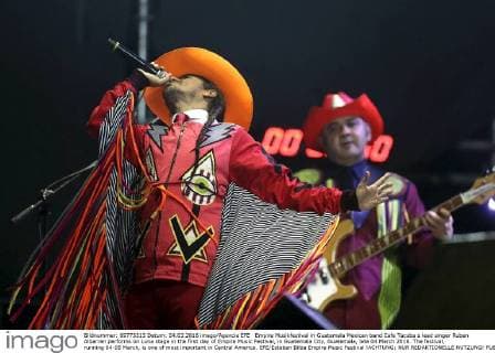 Empire Musikfestival in Guatemala Mexican band Cafe Tacuba s lead singer Ruben Albarran performs on Luna stage in the first day of Empire Music Festival, in Guatemala City, Guatemala, late 04 March 2016. The festival, running 04-05 March, is one of most important in Central America. EFE Esteban Bilba Empire Music Festival !ACHTUNG: NUR REDAKTIONELLE NUTZUNG!  20160305-635927666196700064
