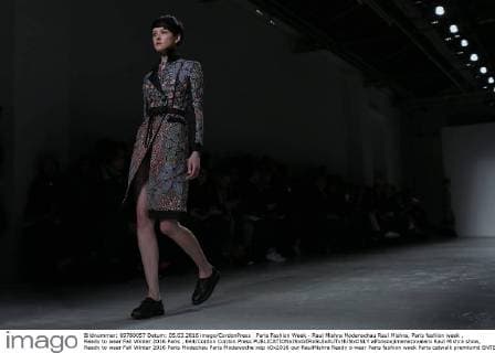 Paris Fashion Week - Raul Mishra Modenschau Raul Mishra, Paris fashion week , Ready to wear Fall Winter 2016 Paris , 644 Cordon Cordon Press  alfonsoxjimenezxvalero Raul Mishra show, Ready to wear Fall Winter 2016 Paris