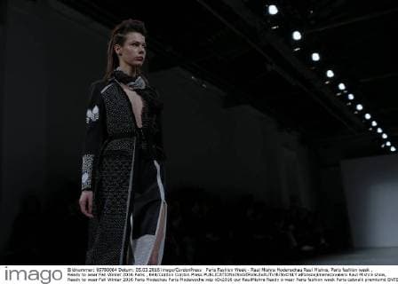 Paris Fashion Week - Raul Mishra Modenschau Raul Mishra, Paris fashion week , Ready to wear Fall Winter 2016 Paris , 644 Cordon Cordon Press  alfonsoxjimenezxvalero Raul Mishra show, Ready to wear Fall Winter 2016 Paris