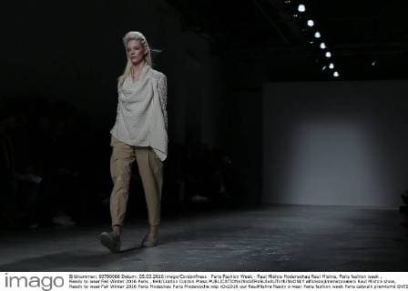 Paris Fashion Week - Raul Mishra Modenschau Raul Mishra, Paris fashion week , Ready to wear Fall Winter 2016 Paris , 644 Cordon Cordon Press  alfonsoxjimenezxvalero Raul Mishra show, Ready to wear Fall Winter 2016 Paris