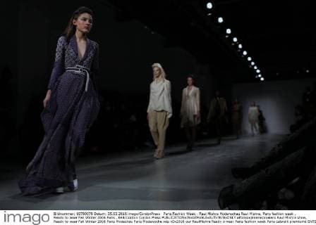 Paris Fashion Week - Raul Mishra Modenschau Raul Mishra, Paris fashion week , Ready to wear Fall Winter 2016 Paris , 644 Cordon Cordon Press  alfonsoxjimenezxvalero Raul Mishra show, Ready to wear Fall Winter 2016 Paris