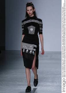 Paris Fashion Week - Raul Mishra Modenschau Raul Mishra, Paris fashion week , Ready to wear Fall Winter 2016 Paris , 644 Cordon Cordon Press  alfonsoxjimenezxvalero Raul Mishra show, Ready to wear Fall Winter 2016 Paris