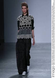 Paris Fashion Week - Raul Mishra Modenschau Raul Mishra, Paris fashion week , Ready to wear Fall Winter 2016 Paris , 644 Cordon Cordon Press  alfonsoxjimenezxvalero Raul Mishra show, Ready to wear Fall Winter 2016 Paris