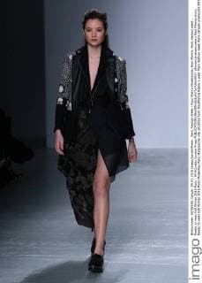 Paris Fashion Week - Raul Mishra Modenschau Raul Mishra, Paris fashion week , Ready to wear Fall Winter 2016 Paris , 644 Cordon Cordon Press  alfonsoxjimenezxvalero Raul Mishra show, Ready to wear Fall Winter 2016 Paris