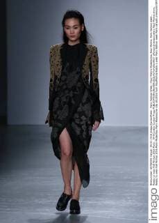 Paris Fashion Week - Raul Mishra Modenschau Raul Mishra, Paris fashion week , Ready to wear Fall Winter 2016 Paris , 644 Cordon Cordon Press  alfonsoxjimenezxvalero Raul Mishra show, Ready to wear Fall Winter 2016 Paris