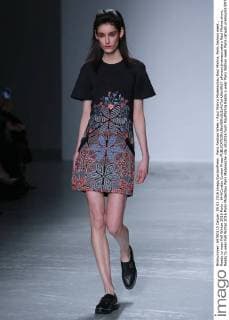 Paris Fashion Week - Raul Mishra Modenschau Raul Mishra, Paris fashion week , Ready to wear Fall Winter 2016 Paris , 644 Cordon Cordon Press  alfonsoxjimenezxvalero Raul Mishra show, Ready to wear Fall Winter 2016 Paris