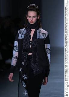 Paris Fashion Week - Raul Mishra Modenschau Raul Mishra, Paris fashion week , Ready to wear Fall Winter 2016 Paris , 644 Cordon Cordon Press  alfonsoxjimenezxvalero Raul Mishra show, Ready to wear Fall Winter 2016 Paris