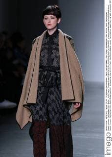 Paris Fashion Week - Raul Mishra Modenschau Raul Mishra, Paris fashion week , Ready to wear Fall Winter 2016 Paris , 644 Cordon Cordon Press  alfonsoxjimenezxvalero Raul Mishra show, Ready to wear Fall Winter 2016 Paris