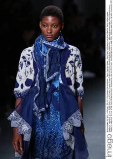 Paris Fashion Week - Raul Mishra Modenschau Raul Mishra, Paris fashion week , Ready to wear Fall Winter 2016 Paris , 644 Cordon Cordon Press  alfonsoxjimenezxvalero Raul Mishra show, Ready to wear Fall Winter 2016 Paris