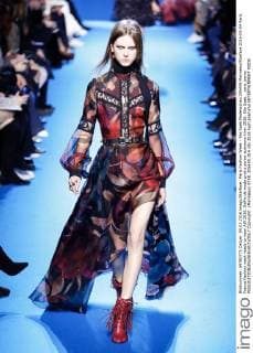 Paris Fashion Week - Elie Saab Modenschau 205459 Marineau Starface 2016-03-04 Paris France Fashion week ready to wear AW 2016. Defile de mode pret a porter automne hiver 2016. Elie Saab. _sans_perso  Copyright: xMarineaux STAR_205459_014