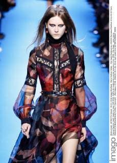 Paris Fashion Week - Elie Saab Modenschau 205459 Marineau Starface 2016-03-04 Paris France Fashion week ready to wear AW 2016. Defile de mode pret a porter automne hiver 2016. Elie Saab. _sans_perso  Copyright: xMarineaux STAR_205459_015