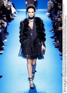 Paris Fashion Week - Elie Saab Modenschau 205459 Marineau Starface 2016-03-04 Paris France Fashion week ready to wear AW 2016. Defile de mode pret a porter automne hiver 2016. Elie Saab. _sans_perso  Copyright: xMarineaux STAR_205459_016