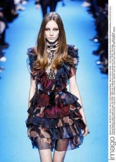 Paris Fashion Week - Elie Saab Modenschau 205459 Marineau Starface 2016-03-04 Paris France Fashion week ready to wear AW 2016. Defile de mode pret a porter automne hiver 2016. Elie Saab. _sans_perso  Copyright: xMarineaux STAR_205459_020