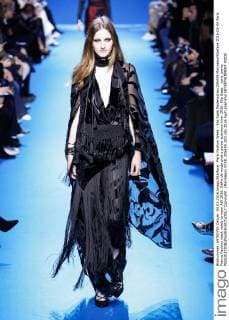 Paris Fashion Week - Elie Saab Modenschau 205459 Marineau Starface 2016-03-04 Paris France Fashion week ready to wear AW 2016. Defile de mode pret a porter automne hiver 2016. Elie Saab. _sans_perso  Copyright: xMarineaux STAR_205459_022