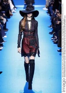 Paris Fashion Week - Elie Saab Modenschau 205459 Marineau Starface 2016-03-04 Paris France Fashion week ready to wear AW 2016. Defile de mode pret a porter automne hiver 2016. Elie Saab. _sans_perso  Copyright: xMarineaux STAR_205459_023
