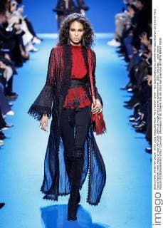 Paris Fashion Week - Elie Saab Modenschau 205459 Marineau Starface 2016-03-04 Paris France Fashion week ready to wear AW 2016. Defile de mode pret a porter automne hiver 2016. Elie Saab. _sans_perso  Copyright: xMarineaux STAR_205459_026
