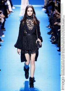 Paris Fashion Week - Elie Saab Modenschau 205459 Marineau Starface 2016-03-04 Paris France Fashion week ready to wear AW 2016. Defile de mode pret a porter automne hiver 2016. Elie Saab. _sans_perso  Copyright: xMarineaux STAR_205459_033