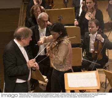 Frankfurt (Oder), 04.03.2016 - Musikfesttage an der Oder Eroeffnungskonzert - Exotische Musik - Das Brandenburgische Staatsorchester - Dirigent GMD Howard Griffith Solist - Iskandar Widjaja (Berlin), - Violine - Komponist Fazil Say -: Violinkonzert 1001 Nigths in the Harem