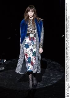 Paris Fashion Week - Emanuel Ungaro Modenschau 205464 Marineau Starface 2016-03-05 Paris France Fashion week ready to wear AW 2016. Defile de mode pret a porter automne hiver 2016. Ungaro. _sans_perso  Copyright: xMarineaux STAR_205464_003