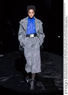 Paris Fashion Week - Emanuel Ungaro Modenschau 205464 Marineau Starface 2016-03-05 Paris France Fashion week ready to wear AW 2016. Defile de mode pret a porter automne hiver 2016. Ungaro. _sans_perso  Copyright: xMarineaux STAR_205464_004