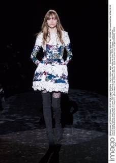 Paris Fashion Week - Emanuel Ungaro Modenschau 205464 Marineau Starface 2016-03-05 Paris France Fashion week ready to wear AW 2016. Defile de mode pret a porter automne hiver 2016. Ungaro. _sans_perso  Copyright: xMarineaux STAR_205464_005