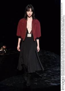 Paris Fashion Week - Emanuel Ungaro Modenschau 205464 Marineau Starface 2016-03-05 Paris France Fashion week ready to wear AW 2016. Defile de mode pret a porter automne hiver 2016. Ungaro. _sans_perso  Copyright: xMarineaux STAR_205464_033