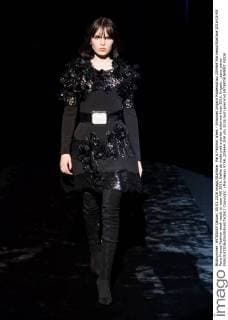 Paris Fashion Week - Emanuel Ungaro Modenschau 205464 Marineau Starface 2016-03-05 Paris France Fashion week ready to wear AW 2016. Defile de mode pret a porter automne hiver 2016. Ungaro. _sans_perso  Copyright: xMarineaux STAR_205464_034