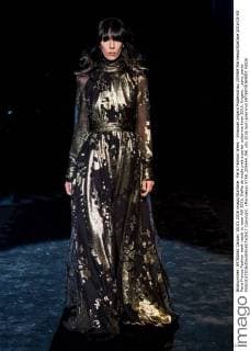Paris Fashion Week - Emanuel Ungaro Modenschau 205464 Marineau Starface 2016-03-05 Paris France Fashion week ready to wear AW 2016. Defile de mode pret a porter automne hiver 2016. Ungaro. _sans_perso  Copyright: xMarineaux STAR_205464_041