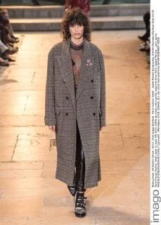 Paris Fashion Week - Isabel Marant Modenschau 205465 Marineau Starface 2016-03-04 Paris France Fashion week ready to wear AW 2016. Defile de mode pret a porter automne hiver 2016. Isabel Marant. _sans_perso  Copyright: xMarineaux STAR_205465_011