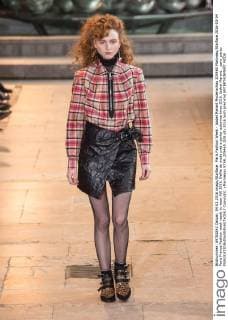 Paris Fashion Week - Isabel Marant Modenschau 205465 Marineau Starface 2016-03-04 Paris France Fashion week ready to wear AW 2016. Defile de mode pret a porter automne hiver 2016. Isabel Marant. _sans_perso  Copyright: xMarineaux STAR_205465_028