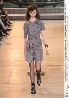 Paris Fashion Week - Isabel Marant Modenschau 205465 Marineau Starface 2016-03-04 Paris France Fashion week ready to wear AW 2016. Defile de mode pret a porter automne hiver 2016. Isabel Marant. _sans_perso  Copyright: xMarineaux STAR_205465_030