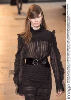 Paris Fashion Week - Isabel Marant Modenschau 205465 Marineau Starface 2016-03-04 Paris France Fashion week ready to wear AW 2016. Defile de mode pret a porter automne hiver 2016. Isabel Marant. _sans_perso  Copyright: xMarineaux STAR_205465_037
