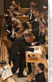 Frankfurt (Oder), 04.03.2016 - Musikfesttage an der Oder Eroeffnungskonzert - Exotische Musik - Das Brandenburgische Staatsorchester - Dirigent GMD Howard Griffith Solist - Iskandar Widjaja (Berlin), - Violine - Komponist Fazil Say -: Violinkonzert 1001 Nigths in the Harem