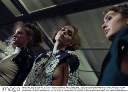 Paris Fashion Week - Bakstage Dorhout Mees Modenschau Dorhout Mees Ready to wear Fall Winter show Paris 2016 Fashion week, 644 Cordon Cordon Press  alfonsoxjimenezxvalero Dorhout Mees Ready to wear Fall Winter show Paris 2016
