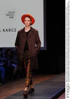Model auf der Cracow Fashion Week 2016 im Centrum Kongresowym ICE - Krakau snapshot-photography B.Shamlo