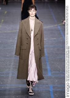 205495 Marineau Starface 2016-03-06 Paris France Fashion week ready to wear AW 2016. Defile de mode pret a porter automne hiver 2016. John Galliano. Editorial use only  Copyright: xMarineaux STAR_205495_019