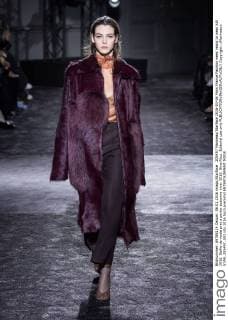 205497 Marineau Starface 2016-03-06 Paris France Fashion week ready to wear AW 2016. Defile de mode pret a porter automne hiver 2016. Nina Ricci. Editorial use only  Copyright: xMarineaux STAR_205497_003