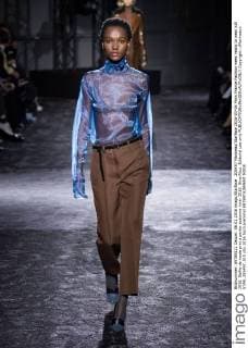 205497 Marineau Starface 2016-03-06 Paris France Fashion week ready to wear AW 2016. Defile de mode pret a porter automne hiver 2016. Nina Ricci. Editorial use only  Copyright: xMarineaux STAR_205497_010