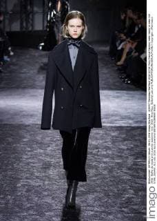 205497 Marineau Starface 2016-03-06 Paris France Fashion week ready to wear AW 2016. Defile de mode pret a porter automne hiver 2016. Nina Ricci. Editorial use only  Copyright: xMarineaux STAR_205497_012
