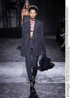205497 Marineau Starface 2016-03-06 Paris France Fashion week ready to wear AW 2016. Defile de mode pret a porter automne hiver 2016. Nina Ricci. Editorial use only  Copyright: xMarineaux STAR_205497_034