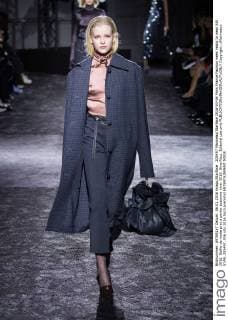 205497 Marineau Starface 2016-03-06 Paris France Fashion week ready to wear AW 2016. Defile de mode pret a porter automne hiver 2016. Nina Ricci. Editorial use only  Copyright: xMarineaux STAR_205497_036
