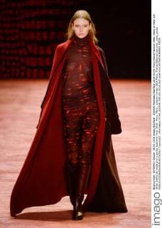 205509 Marineau Starface 2016-03-06 Paris France Fashion week ready to wear AW 2016. Defile de mode pret a porter automne hiver 2016. Akris. Akris , autumn-winter 2016 Paris, France Editorial use only _sans_perso  Copyright: xMarineaux STAR_205509_039