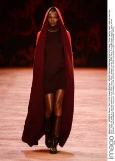 205509 Marineau Starface 2016-03-06 Paris France Fashion week ready to wear AW 2016. Defile de mode pret a porter automne hiver 2016. Akris. Akris , autumn-winter 2016 Paris, France Editorial use only _sans_perso  Copyright: xMarineaux STAR_205509_042