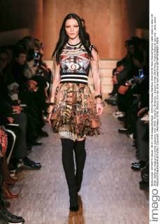 205516 Marineau Starface 2016-03-06 Paris France Fashion week ready to wear AW 2016. Defile de mode pret a porter automne hiver 2016. Givenchy. Givenchy , autumn-winter 2016 Paris, France Editorial use only _sans_perso  Copyright: xMarineaux STAR_205516_015